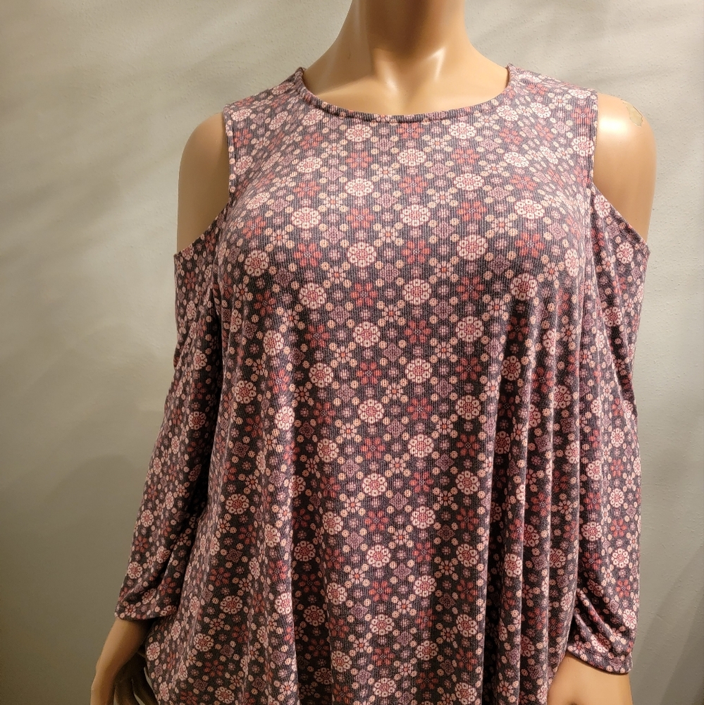 Dia & Co Avara cold shoulder top, size 3X